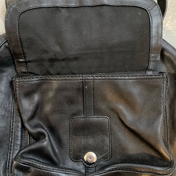 Coach leather purse. Buckle front flap. - Picture 6 of 9